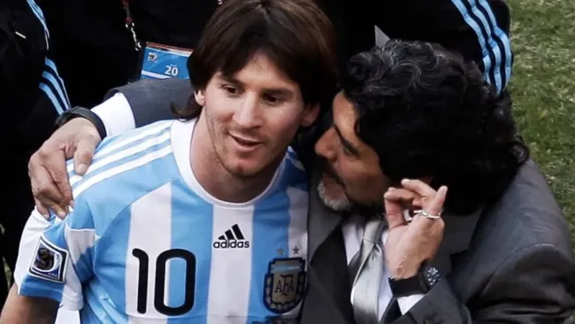 Messi y Maradona juntos en el Mundial del 2010
