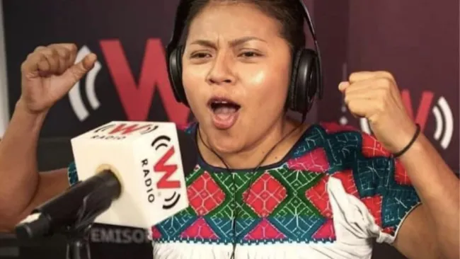 Lin Pavón es la voz que traduce del castellano al náhuatl