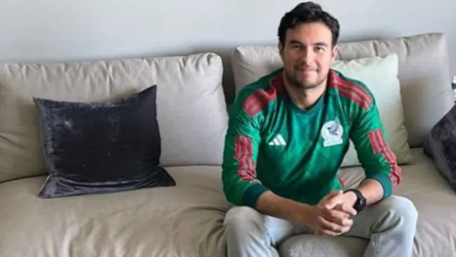 Sergio Pérez apoyó al Tri 