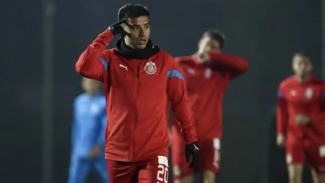 Chivas se prepara para sus partidos en España