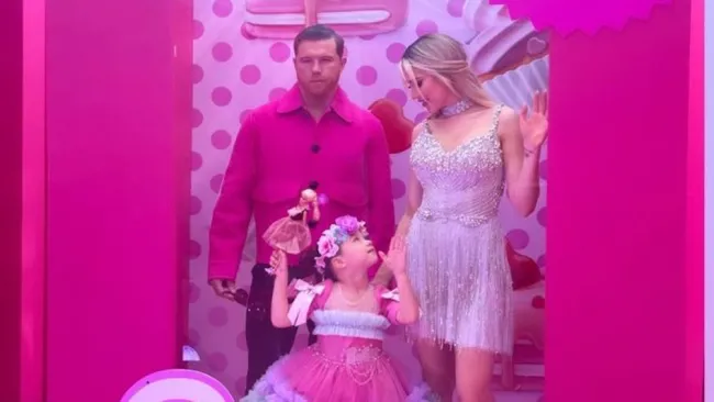 Canelo Álvarez, su hija María Fernanda y su esposa Fernanda Gómez