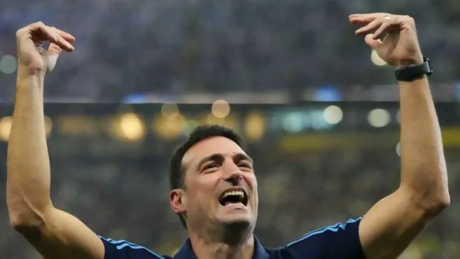 Lionel Scaloni seguirá como DT de Argentina