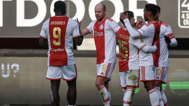 Al Ajax se le escapo la victoria frente al NEC