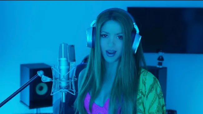 Shakira: Hace tendencia Casio el reloj cuesta 10 veces que un Rolex