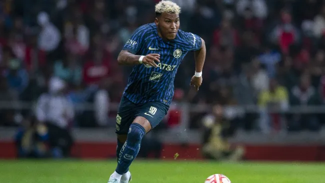 Roger Martínez con el América