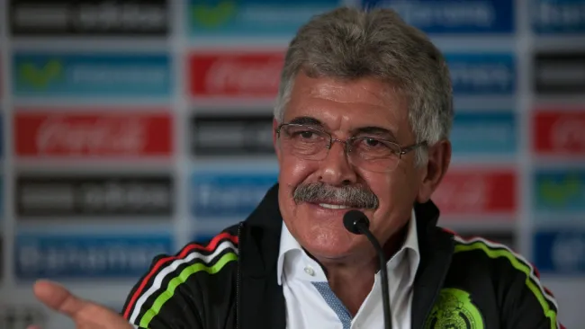 Tuca Ferretti como DT interino de México