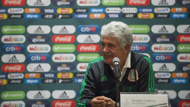 Tuca Ferretti como DT interino de México