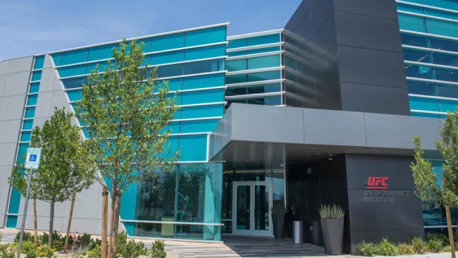 UFC anunció establecimiento de desarrollo y entrenamiento en México