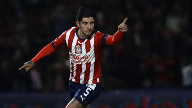 Víctor Guzmán, capitán de Chivas