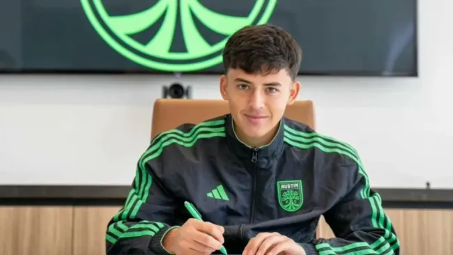 Christo Vela llega al futbol estadounidense 