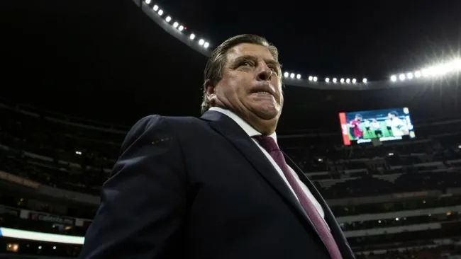 Miguel Herrera no fue bien recibido en su regreso al Estadio Azteca
