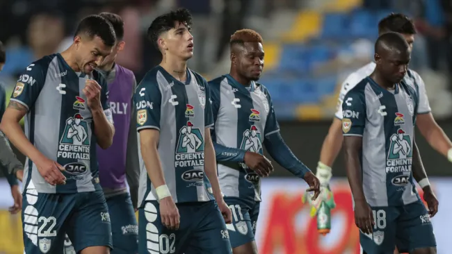 Guillermo Almada molesto por jugar jornada doble y su rival no: 'Pasa sólo en el futbol mexicano'