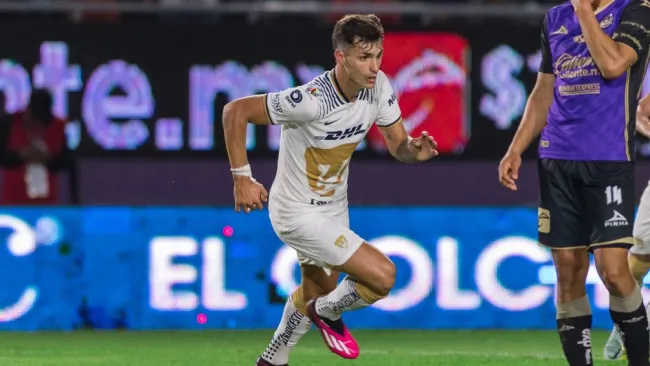 El delantero auriazul tuvo un gran detalle con un aficionado puma