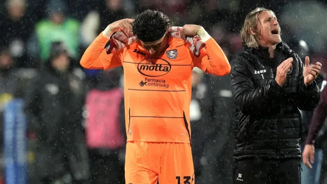 Ochoa apareció en el XI ideal de la Jornada 24 en el Serie A 