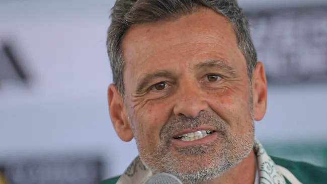 Diego Cocca con la tarea de rejuvenecer al Tri 