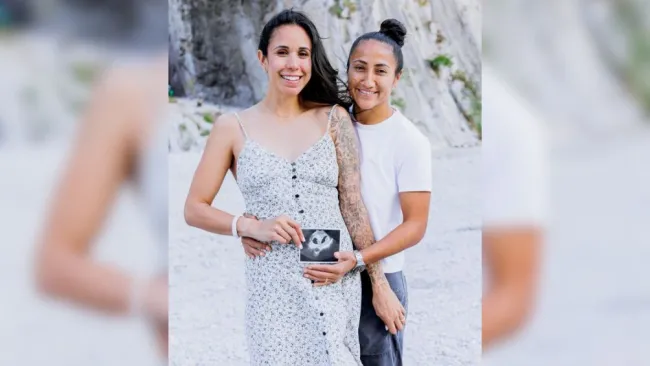 Stephany Mayor y Bianca Sierra anunciaron que esperan dos bebés