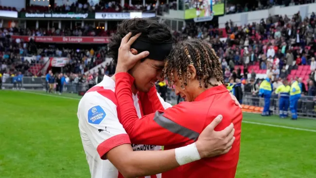 Gutiérrez y Xavi Simons festejan una victoria