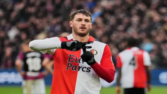 El delantero mexicano confesó tener gran admiración por ambos y aseguró que fueron 'top' en su momento