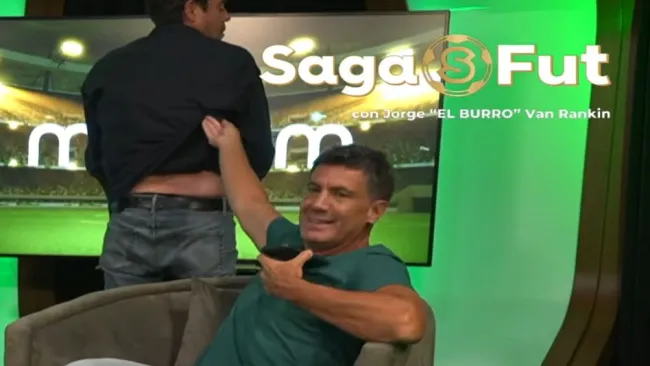 Van Rankin se paró a 'orinar' en pleno programa