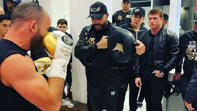 ¡Un diamante en bruto! Canelo Álvarez 'nació para el boxeo' de acuerdo con su hermano