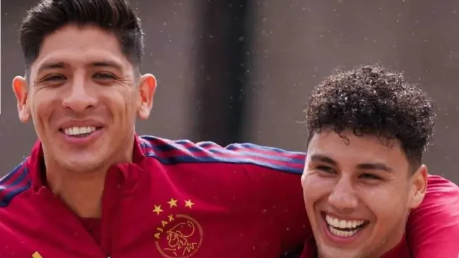 Edson Álvarez se viraliza por 'vengarse' de Van Aanholt en nombre de Jorge Sánchez