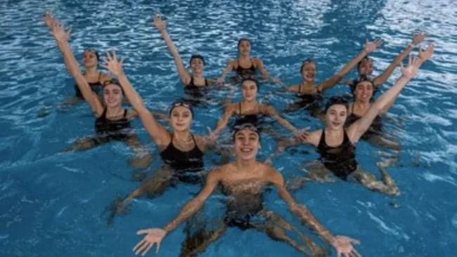 La CONADE le retiró las becas al equipo de natación artística