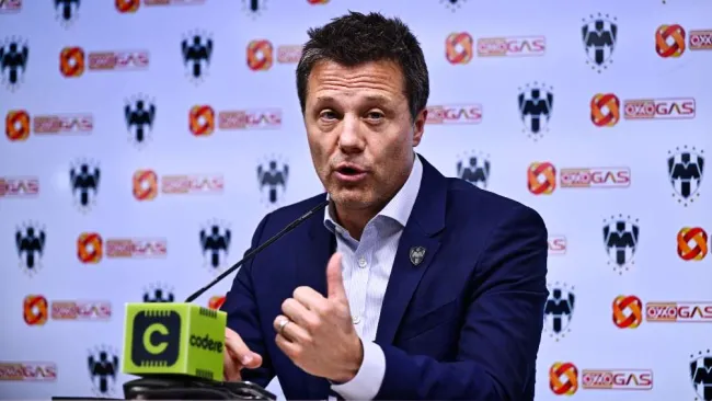 ¿Era penal? Directiva de Monterrey protestará la supuesta falta ante Rodrigo Aguirre