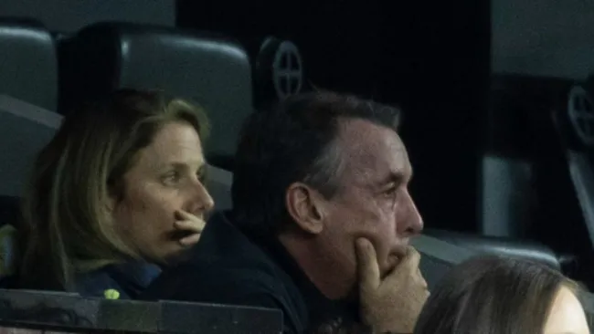 Azcárraga en un palco del Estadio Azteca