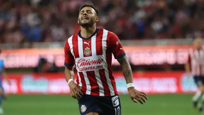 Alexis Vega buscará romper su maldición con Chivas en la Liguilla
