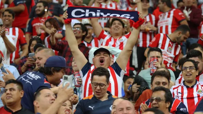 ¡Vaya festejo! Chivas logró su pase a Semifinales y así festejaron en redes