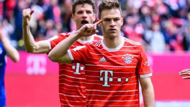 Kimmich celebra su gol durante un partido en la Bundesliga