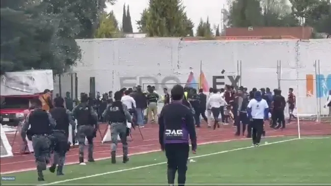 ¡Violencia en el futbol mexicano! Bronca se hace presente en la Final de la Tercera División