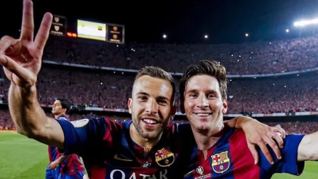 Leo Messi y Jordi Alba en el Camp Nou
