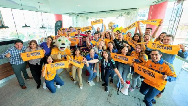 Colaboradores de Cemex viven Fiesta previo a la Gran Final Tigres vs Chivas