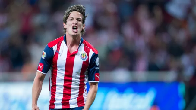 ¿Carlos Fierro regresa a Chivas? El atacante lanzó un guiño que ilusiona al Rebaño Sagrado