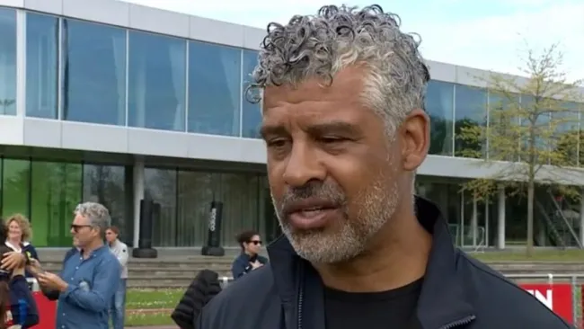Frank Rijkaard en las instalaciones del Barcelona