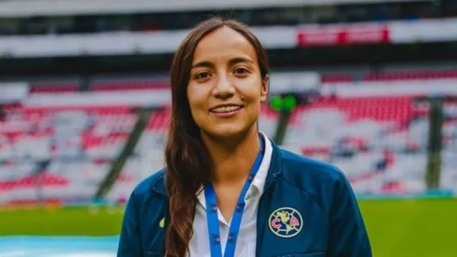 Claudia Carrión con América Femenil