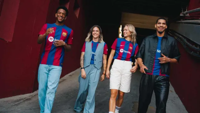 Barcelona se inspiró en el primer jersey utilizado por el equipo femenil para su nueva playera