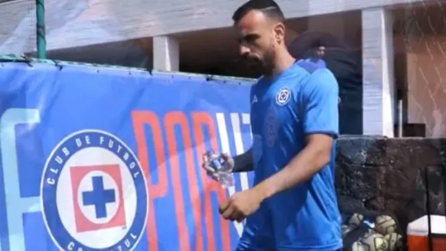 Moisés Vieira en las instalaciones del Cruz Azul