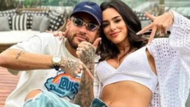 Neymar y Bruna en sus vacaciones 