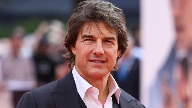 Tom Cruise asistió al estreno de Misión Imposible 7 en Londres, Inglaterra