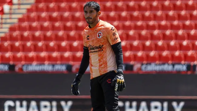 Corona en su primer juego con Xolos