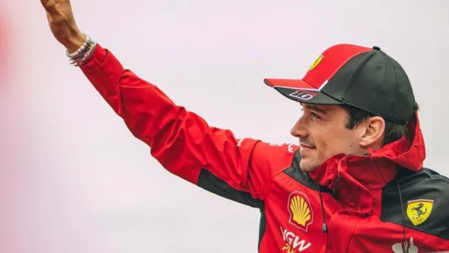 Charles Leclerc reconoce que se equivocó en sus críticas hacia Ferrari