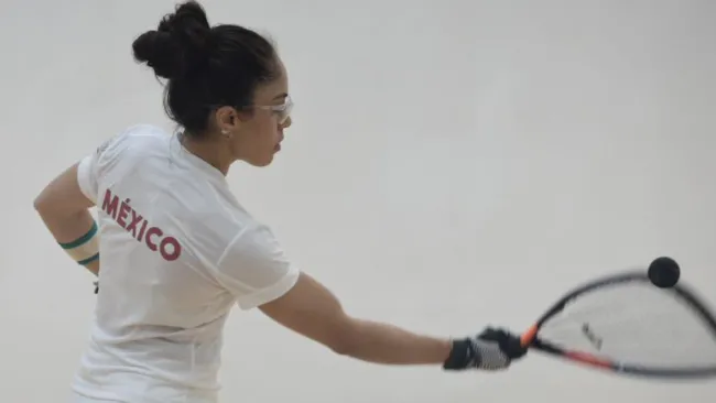 Longoria y Mejía vencieron con facilidad den los Centroamericanos