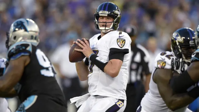 Ryan Mallett jugando con Baltimore Ravens