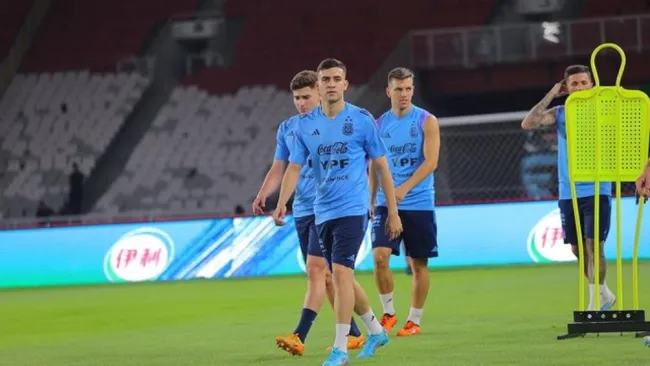 Facundo Buonanotte con la Selección de Argentina