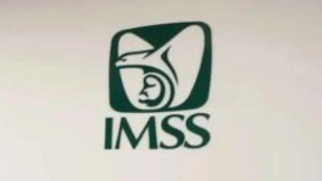 Niña muere en elevador de hospital del IMSS en Playa del Carmen