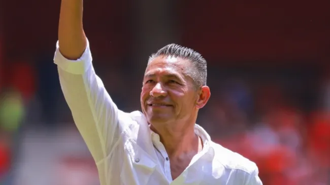 'Nacho' Ambriz vuelve a levantar la mano para el Tri