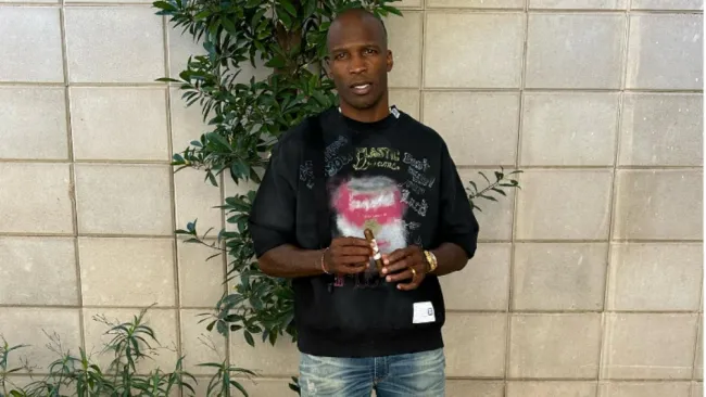 Chad Ochocinco 'explota' contra aficionado que cuestionó su nacionalidad: 'Yo soy México, pend...'