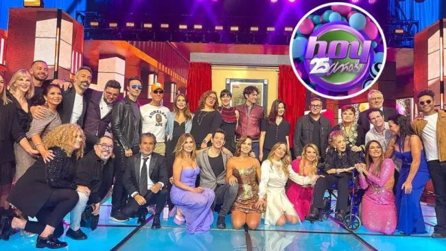 Silvia Pinal sorprendió llegando al foro de Hoy.